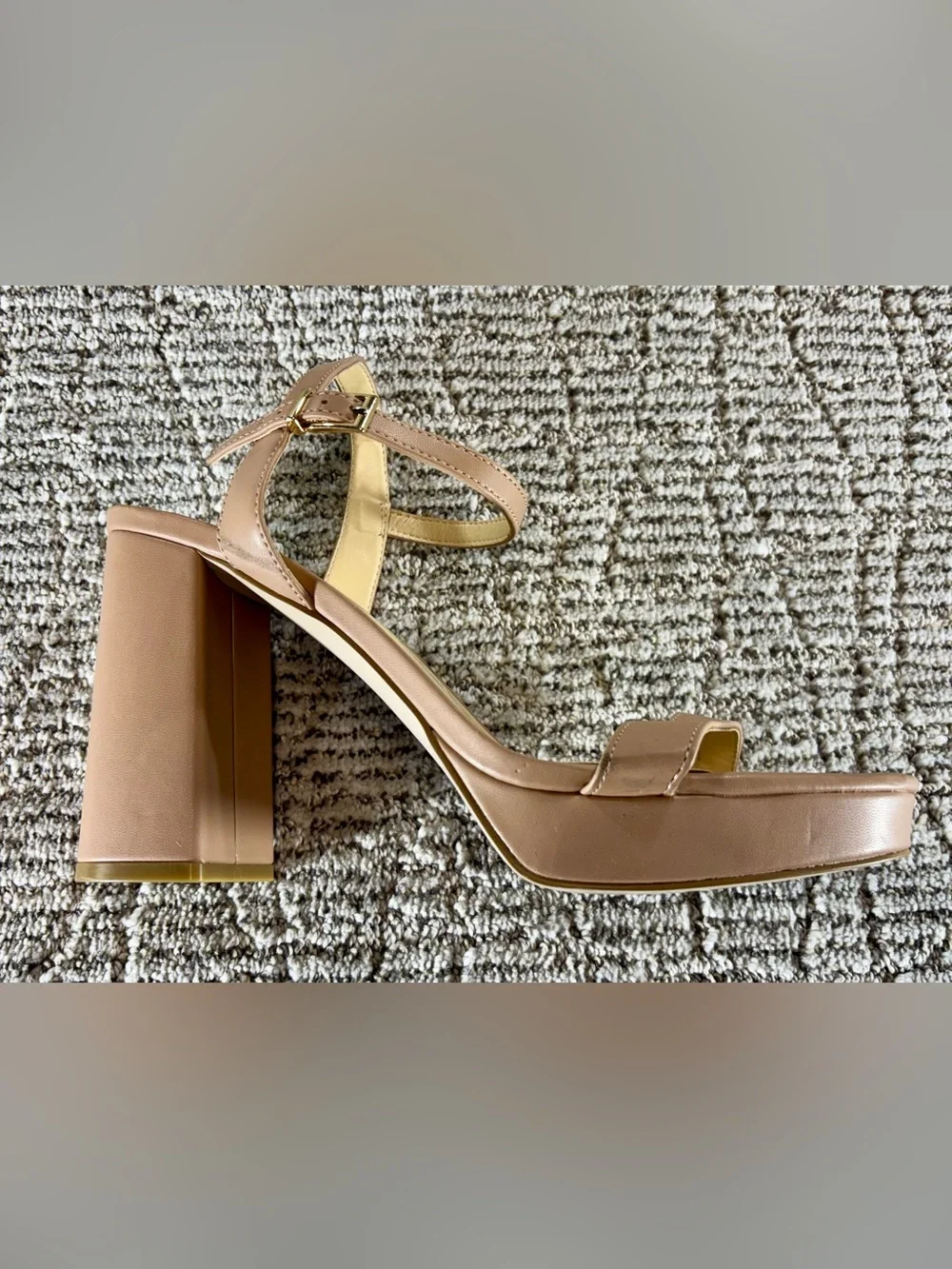 NEW Sole Society Women’s Size 10 Beige Block Heel Sandals